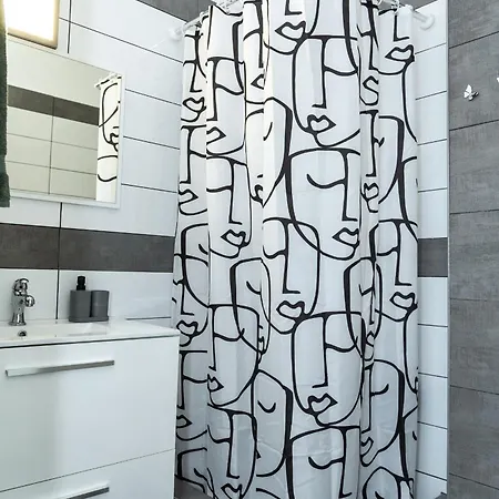 Zoe's House Апартаменты *