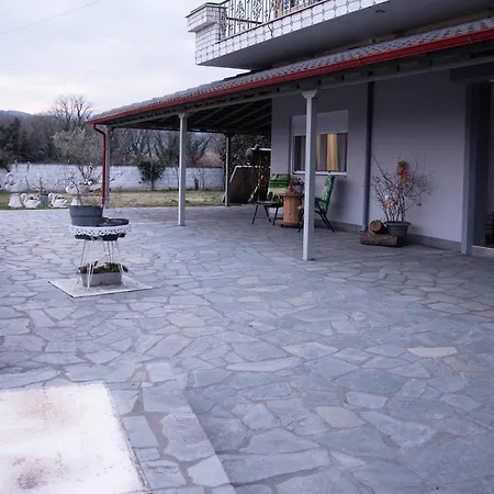 Zoe's House Polikarpi